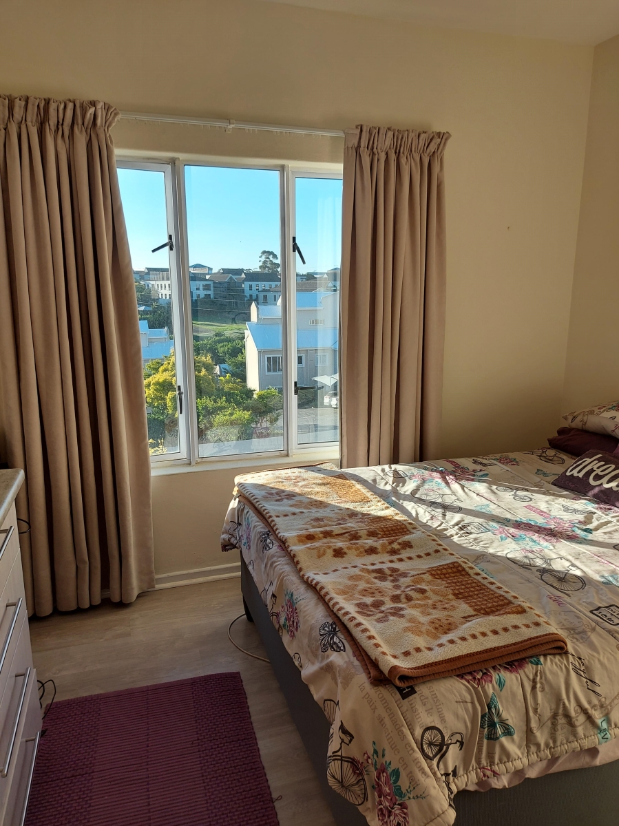 To Let 1 Bedroom Property for Rent in Beacon Bay Eastern Cape